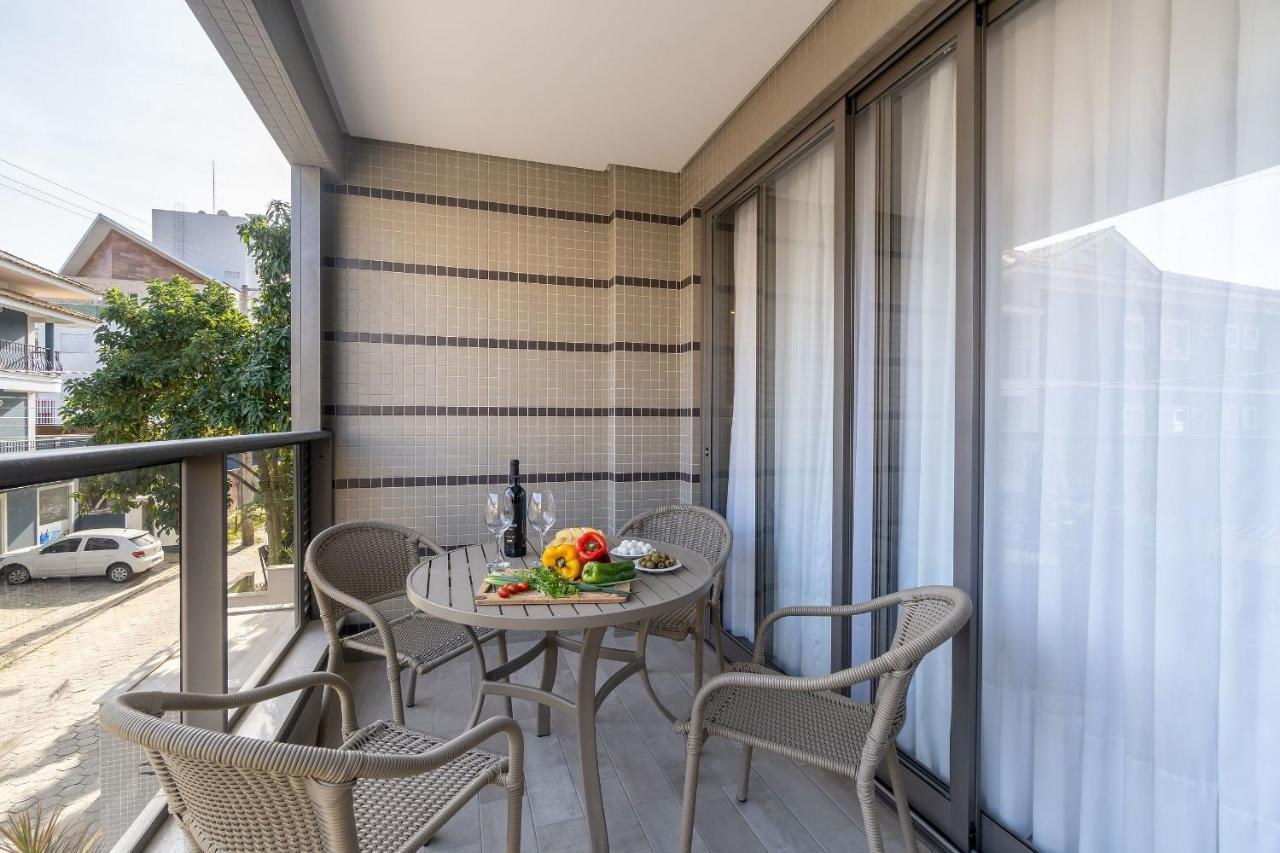 Porto Madero - Apartamento Alto Padrao Em Condo Com Piscina ボンビーニャス エクステリア 写真